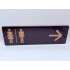 Toilet of kleedkamer aanwijsbord - MAN + VROUW + Pijl RECHTS - Zelfklevende plaat (glanzend!) beigekleurige pictogrammen