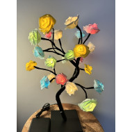 Rozenboom lamp -- 24 LED - Pastel blaadjes - Tafellamp - Decoratielamp - Liefdesontwerp