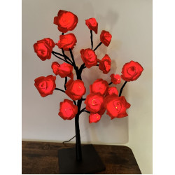 Rozenboom lamp -- 24 LED - Rode blaadjes - Tafellamp - Decoratielamp - Liefdesontwerp