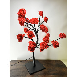 Rozenboom lamp -- 24 LED - Rode blaadjes - Tafellamp - Decoratielamp - Liefdesontwerp